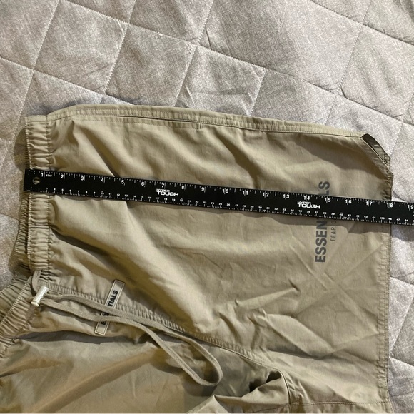 Essentials Fear of God Athletic Gym Shorts Mens Large 5” Inseam Cotton Nylon - Picture 11 of 11